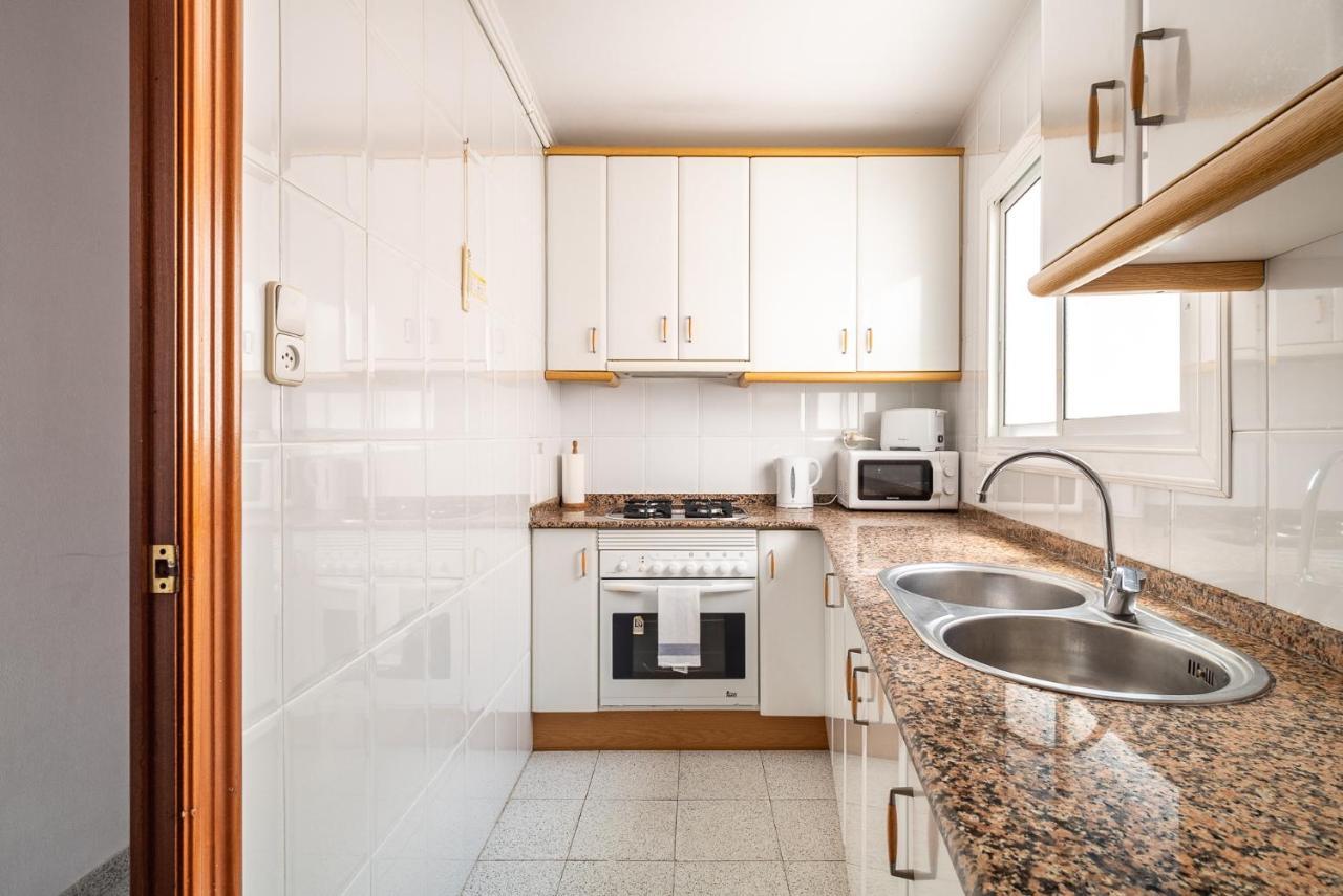 Barca 1 Apartman Sant Adrià de Besòs Kültér fotó