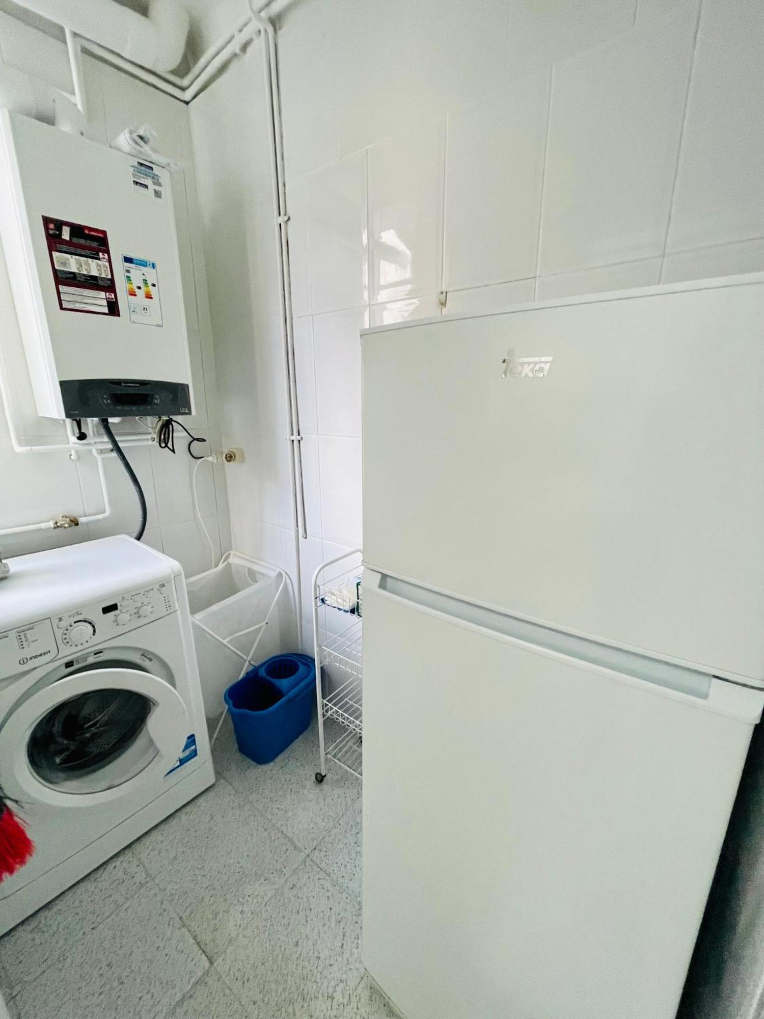 Barca 1 Apartman Sant Adrià de Besòs Kültér fotó