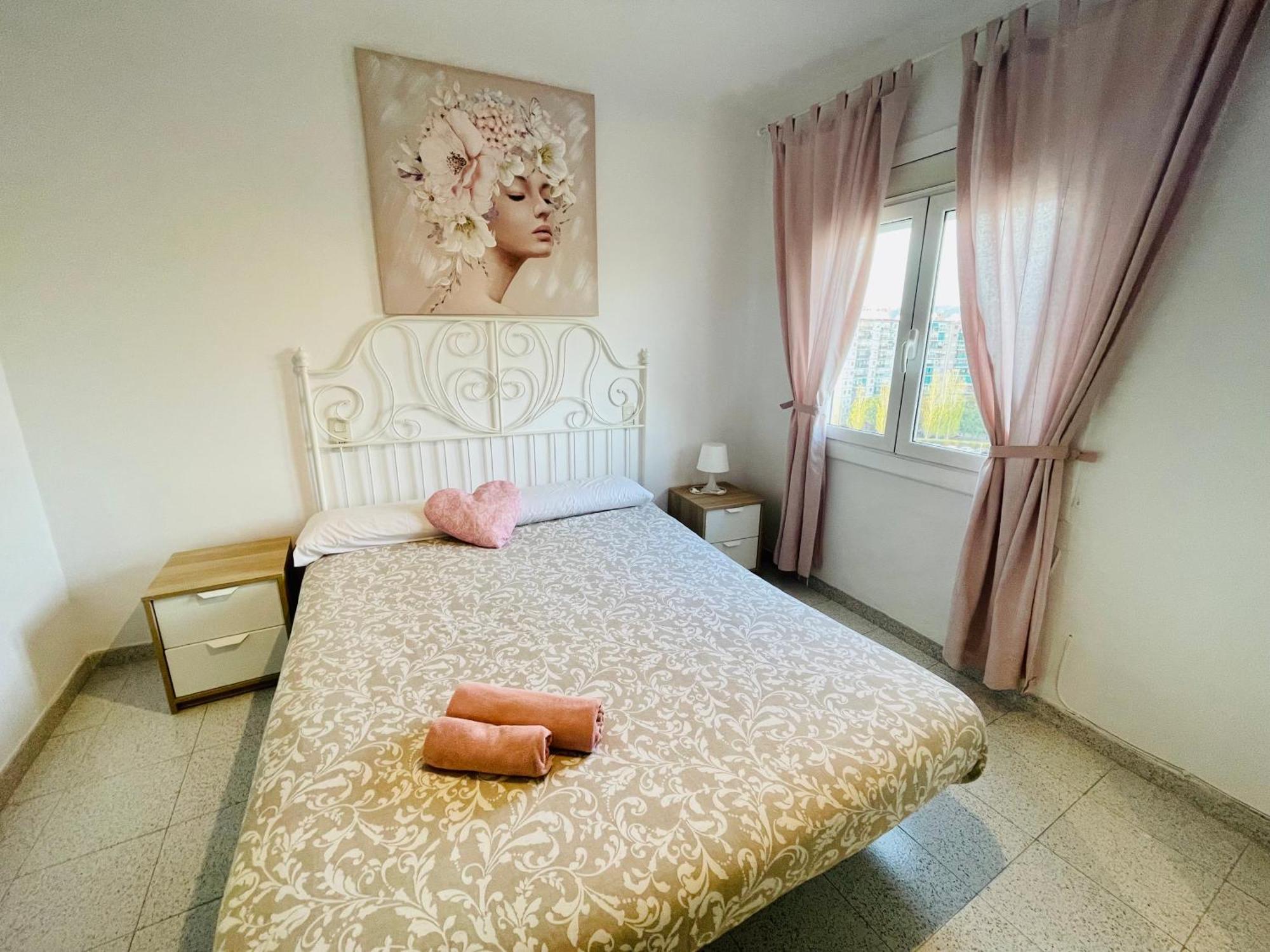 Barca 1 Apartman Sant Adrià de Besòs Kültér fotó